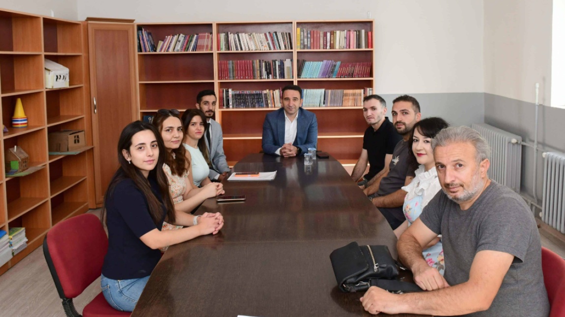 2025-2026 Eğitim-Öğretim Yılının İlk Gününde ilçe Milli Eğitim Müdürümüz Abdulkadir Sancaklı Okulumuzu Ziyaret Etti.
